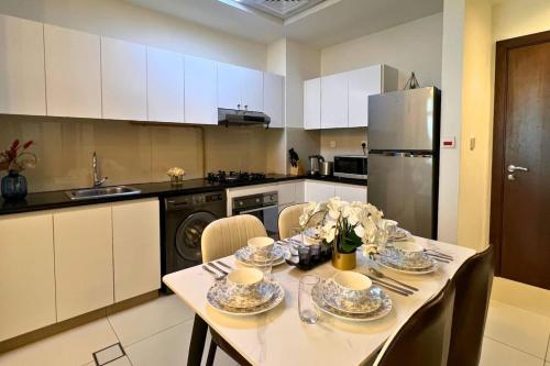 Coozy one bedroom in Al Jaddaf Dubai - main image