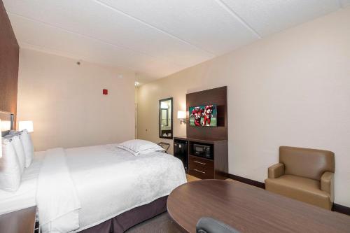 Red Roof Inn PLUS+ San Antonio Downtown - Riverwalk in San Antonio, USA