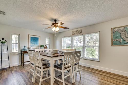 Crystal Clear Waterfront Home with Canal View - image 9