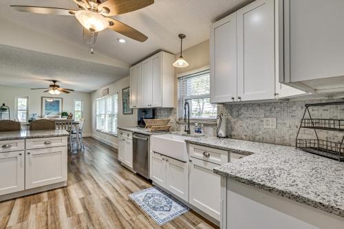 Crystal Clear Waterfront Home with Canal View - image 14