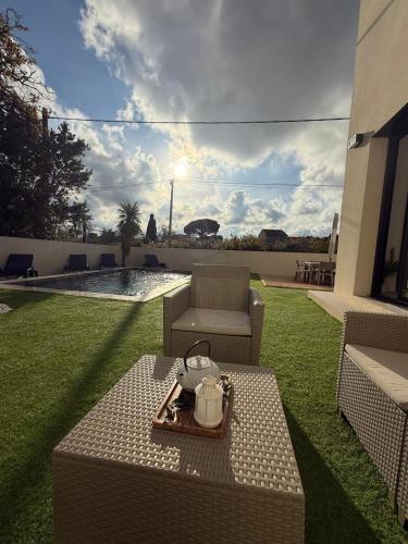 Beautiful House, Villa, Pool VILLA AZURE PISCINE in Magalas