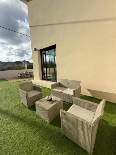 Beautiful House, Villa, Pool VILLA AZURE PISCINE in Magalas