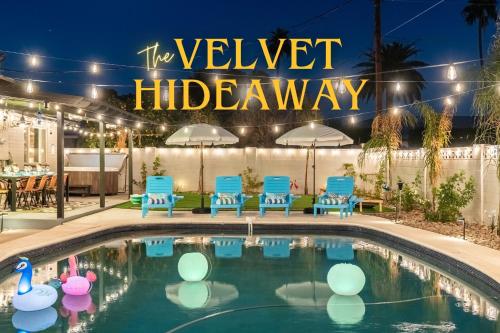 1920s Speakeasy, Cooled Pool, Games, 5min Old Town – khách sạn tại Phố cổ Scottsdale