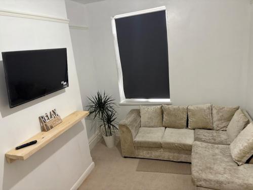 First house on Malm large comfy home from home gîte à louer Hull FC