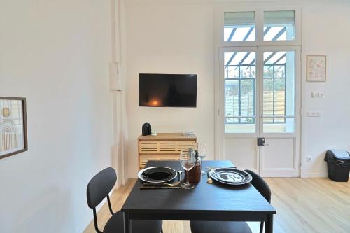 SC8 - Oasis Enghien Centre - Véranda & Jardin - Gare 2' (SC8 - Oasis Enghien Centre - Veranda & Jardin - Gare 2') in 昂吉安萊班