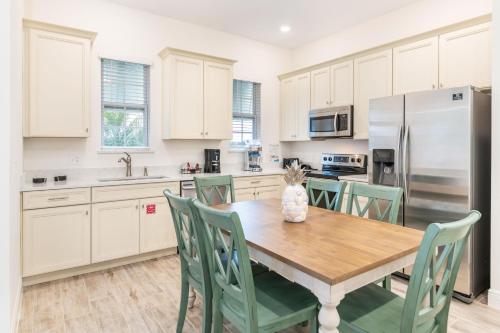 Impressive Cottage with Daily Housekeeping near Disney at Margaritaville 2988SR - image 31