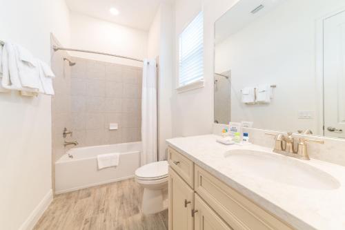 Impressive Cottage with Daily Housekeeping near Disney at Margaritaville 2988SR - image 30