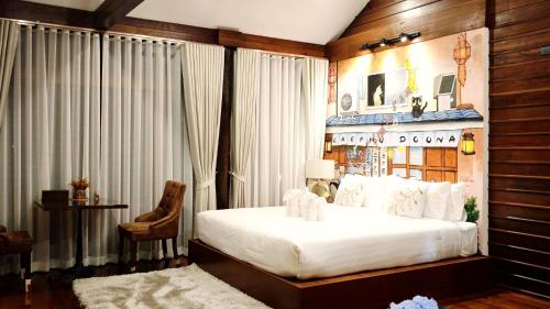 ห้องดีลักซ์เตียงใหญ่ (ผู้ใหญ่ 2 ท่าน + เด็ก 1 ท่าน) (Deluxe Double Room (2 Adults + 1 Child))