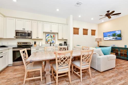 Pina Cabana Cottage near Disney with Margaritaville Resort  Island H2O Access - 3070KL - image 12