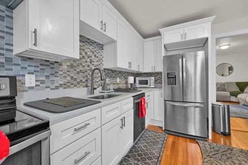 Konyha, Location+Comfort+Convenience in Logan Airport