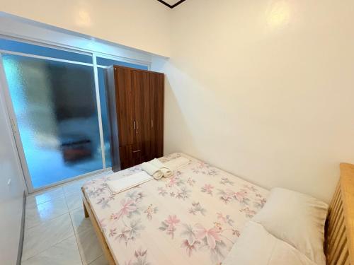 1 double bed