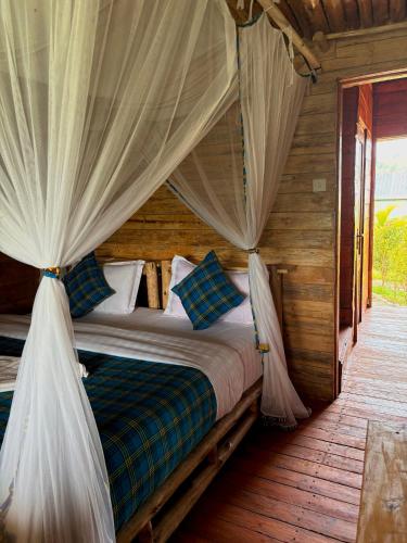 Nyanja View Resort in Kasunganyanja