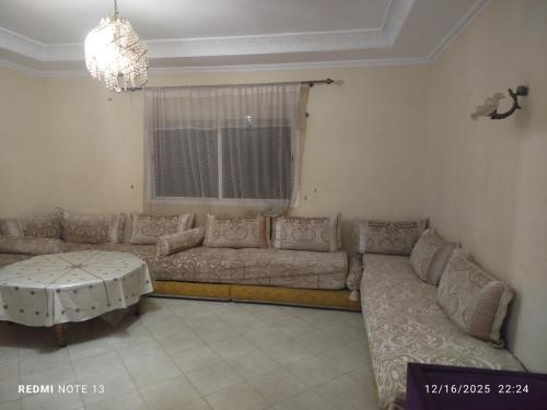 Black iris tadamoune in Quartier El Mansour