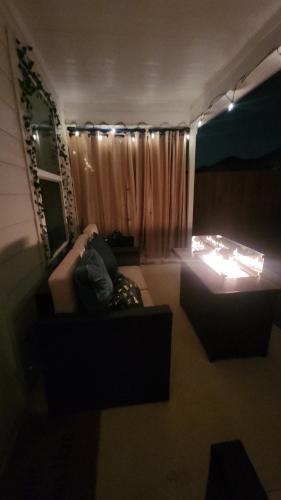 Étterem, Private Cozy Rooms and Bathroom in Home near Seaworld Riverwalk and AFB in Atascosa