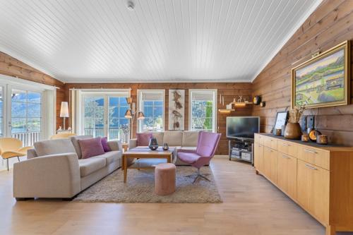 Létesítmények, Luxury cabin with amazing views in Mindresunde