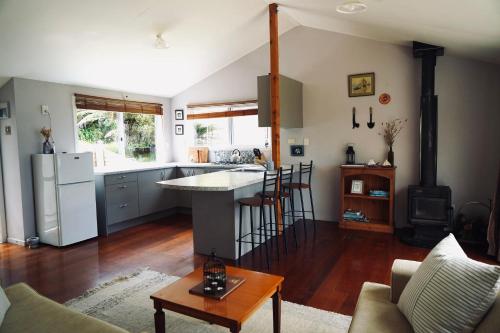The Lazy Sailor - slow living retreat in Great Barrier Island
