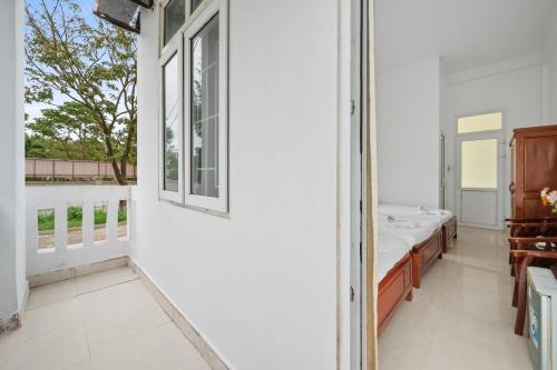 Μπαλκόνι/βεράντα, Nhà Khách 683 - Only 10m Mikazuki - 50m the Beach in Da Nang