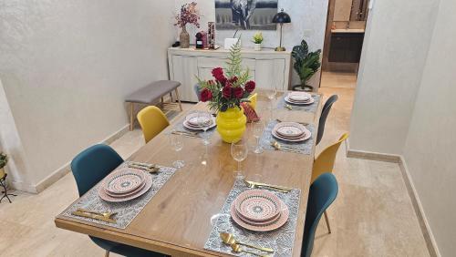Stylish 3-Bedroom Apartment in Maarif - AC, Fast WiFi & Secure Parking, Casablanca (foto 7)