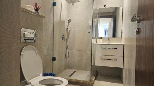 Stylish 3-Bedroom Apartment in Maarif - AC, Fast WiFi & Secure Parking, Casablanca (foto 9)
