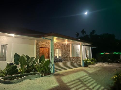 Holiday Villa in Laamu Atoll