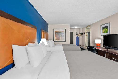 Baymont by Wyndham Little Rock - main image