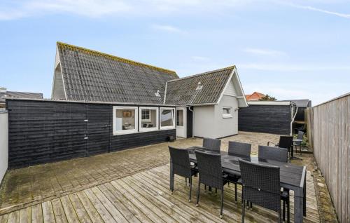 Nice Home In Thyborøn With Wifi