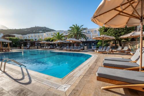 โรงแรมคริทอนีส์ พาราไดซ์ (Crithoni's Paradise Hotel) in เลรอส