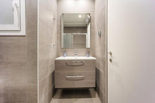 Modern Cozy Apartment - image 6