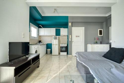 Sunny penthouse in Koukaki - Next to Acropolis - image 8