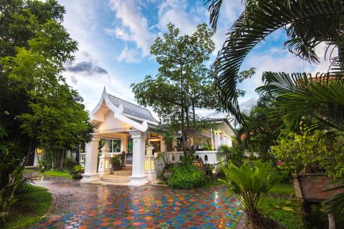 E アウトフィッティング ブティック ホテル チェンマイ