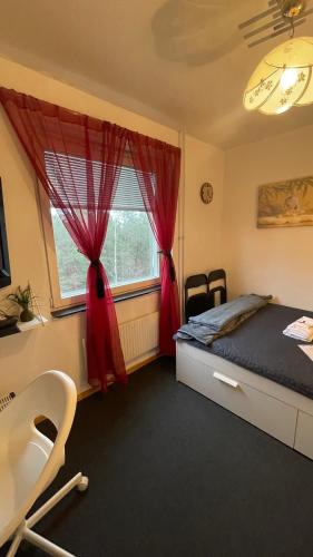Independent Cozy apartment in husby in Kista