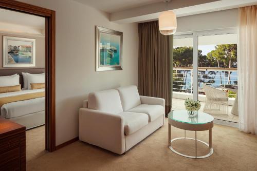 Hotel Bellevue - image 9