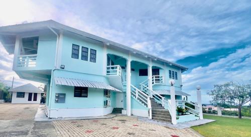 Viesnīcas āriene, Buccoo Breeze Suites in Betela