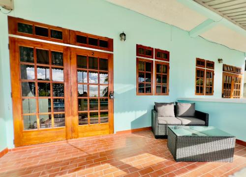 Iekārtas, Buccoo Breeze Suites in Betela