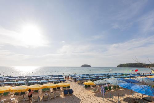 Strand, Kata Palace Phuket Hotel near Kata Strand