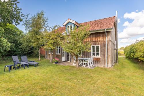 Lütt Huus an de Geestkant (Lutt Huus an de Geestkant) in Langenhorn (Schleswig-Holstein)