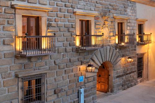 Palacio Carvajal Girón - Hotel - Plasencia