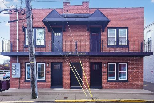 Downtown Rustic KY Retreat Columbia House Unit B - image 10
