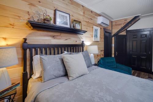 Downtown Rustic KY Retreat Columbia House Unit B - image 6