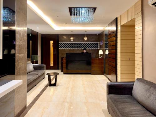 Hành lang, The Majlis Hotel - Near Taj Hotel Colaba Mumbai in Mumbai