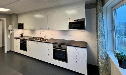 Konyha, Logi Tuppen, Vandrarhem - Oskarshamns folkhögskola (Logi Tuppen, Vandrarhem - Oskarshamns folkhogskola) in Oskarshamn