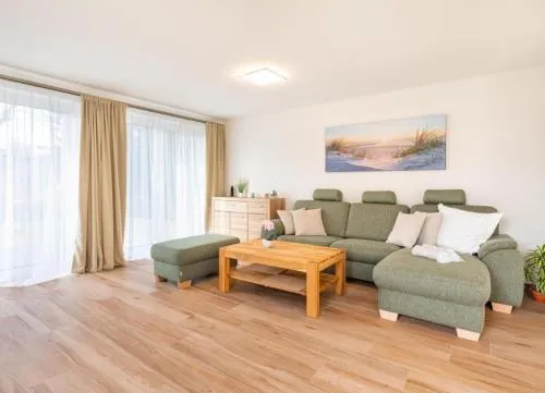 Ferienhaus "Louisa" mit Lademöglichkeit, Garten und Badewanne in Rerik, Deutschland