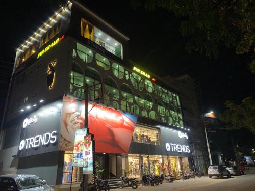 JNR GRAND Hotel in Madanapalle