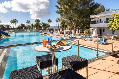 THB Tropical Island - image 7