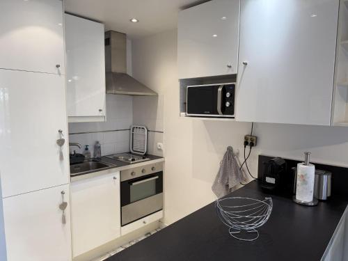 Central Studio in Cannes Near The Martinez - 2351 - image 5