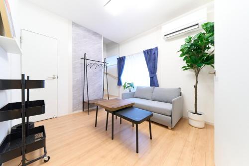 2025年12月オープンセール 大阪駅まで一駅 フルリノベーション 長期割引有り 最大8人