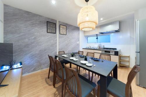 2025年12月オープンセール 大阪駅まで一駅 フルリノベーション 長期割引有り 最大8人