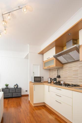 ArtStay Apt near Rho Fiera, Pool, Parking in Settimo Milanese