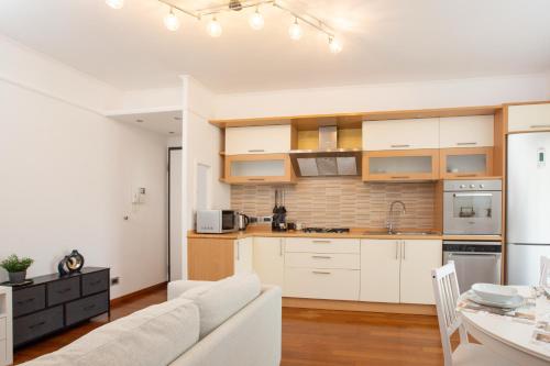 ArtStay Apt near Rho Fiera, Pool, Parking in Settimo Milanese