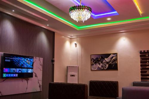 Nice-mason Serene and Suites in Benin City